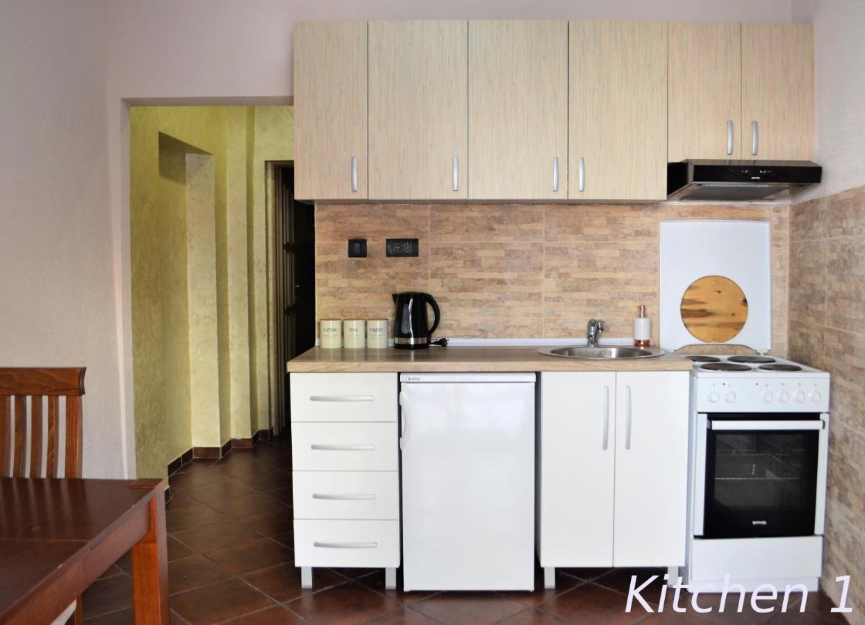 Fortezza Apartment تْشيرسيك نوفي المظهر الخارجي الصورة